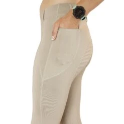 Beige Riding Tights In Various Sizes: 6-28 -Equestrian equipment Beigeridingtightswithpockets2S 8980aed7 7d54 4541 9c0d 9b749af27c3d