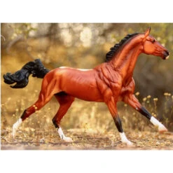 Breyer's Adamek Akhal Teke: A Traditional Model -Equestrian equipment Breyer Traditional Adamek Akhal Teke 2