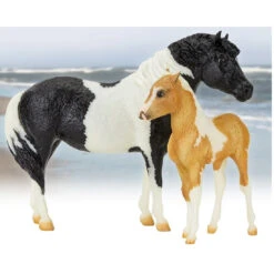 Breyer Traditional: The Phantom & Misty Model -Equestrian equipment Breyer Traditional The Phantom Misty 2