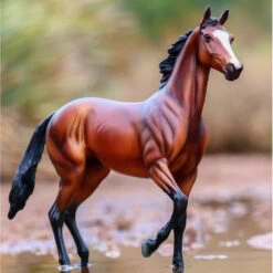 Breyer Traditional Thoroughbred - Tiz The Law