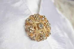 QJ Riding Wear: Pin-Stocked -Equestrian equipment goldflowerpin 9f639ffb 51f4 4420 884a 19fb267a2b70